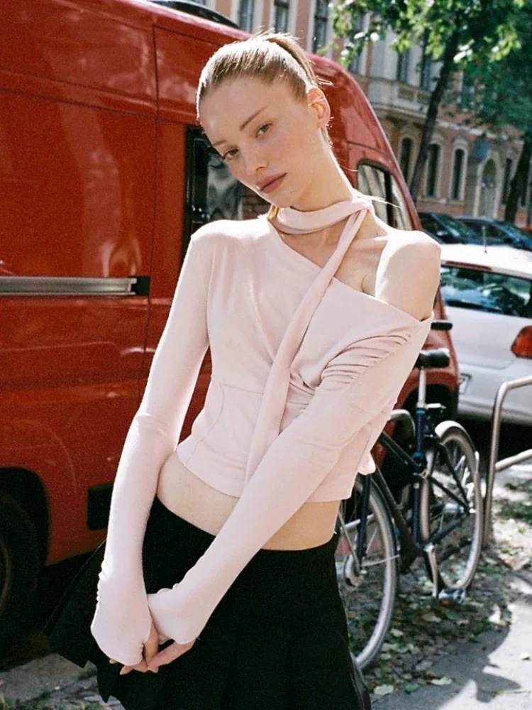 Aespa Winter & IVE Wonyoung rose tie shoulder sleeve top shirt