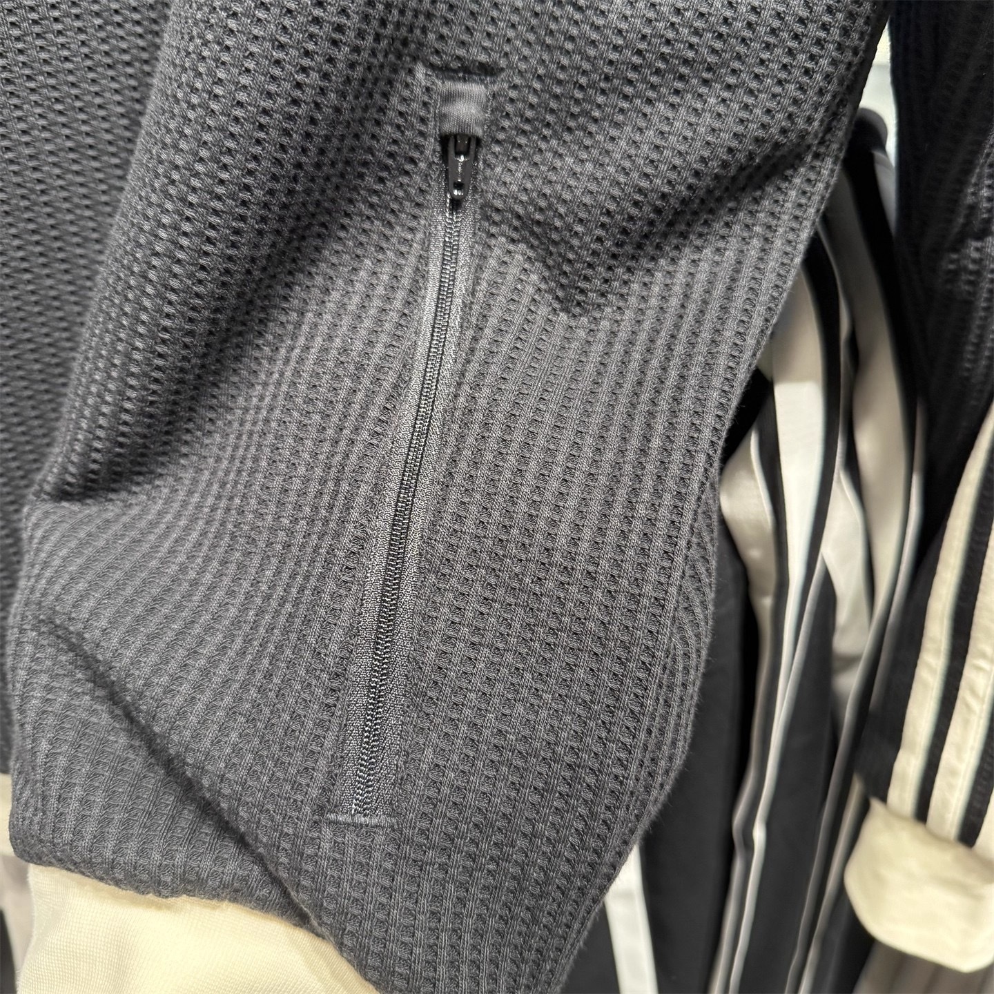 Enhyepn Heeseung inspired  3-Leaf Embroidery Waffle Casual Coat Jacket