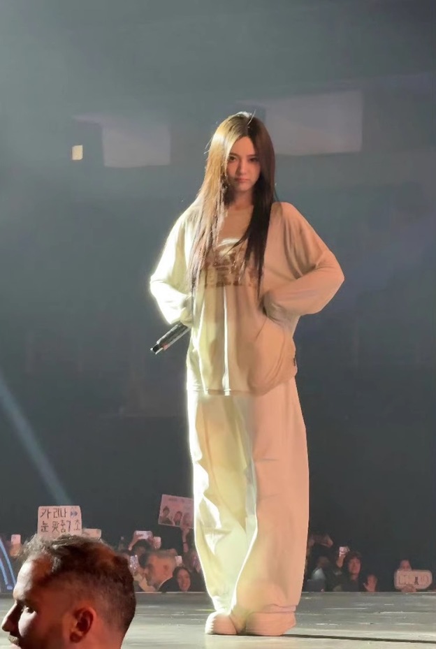 Aespa Ningning-Inspired Vintage Loose Fit Tee shirt