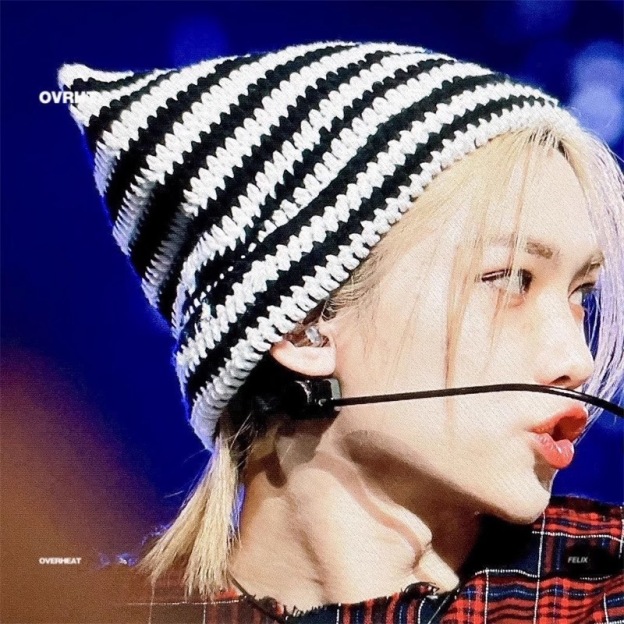 StrayKids Felix-black white Hand-Knitted Beanie hat