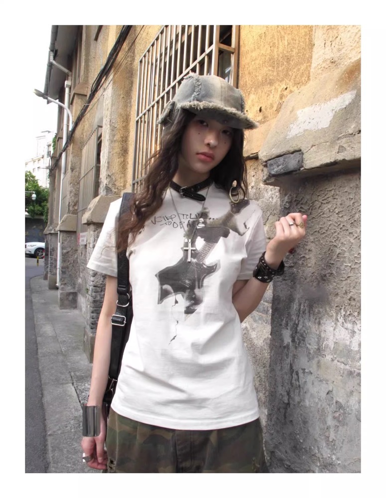 Y2K-Guitar Stamps tee