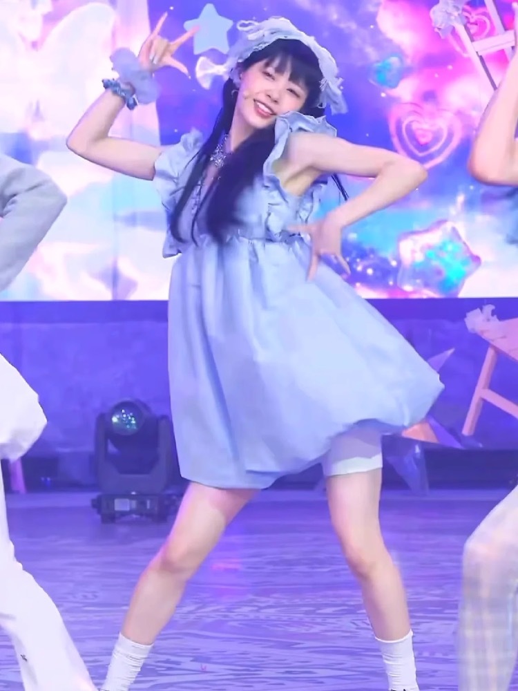 ILLIT Moka- Flutter Princess Puff  Sleeve Dress 