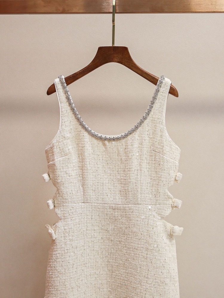 Babymonster Ahyeon -Sequin Trim Sleeveless Dress 