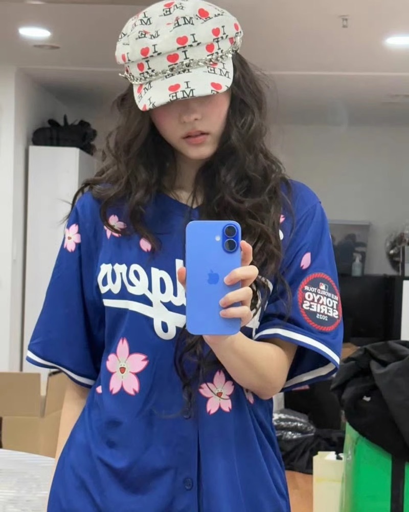 Custom HANNI & HAERIN 2025 Tokyo Dodgers Sakura Jersey – NEWJEANS Kpop Idol Inspired Baseball Jacket