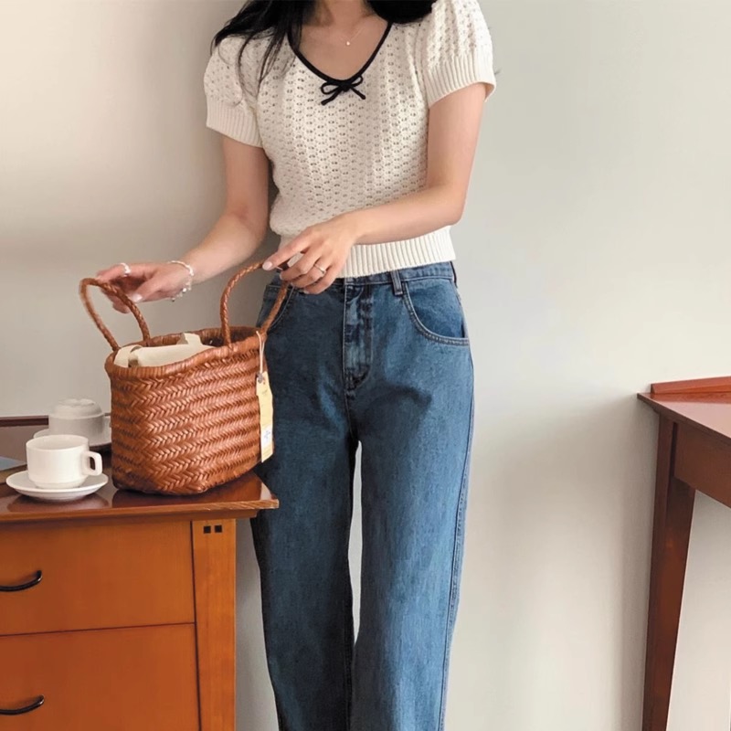 Aespa Winter- inspired Bow-Cutout Knit SkirtSet