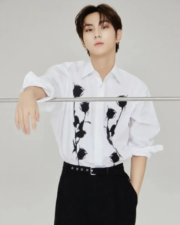 Enhypen Jungwon inspired White Rose Print Shirt