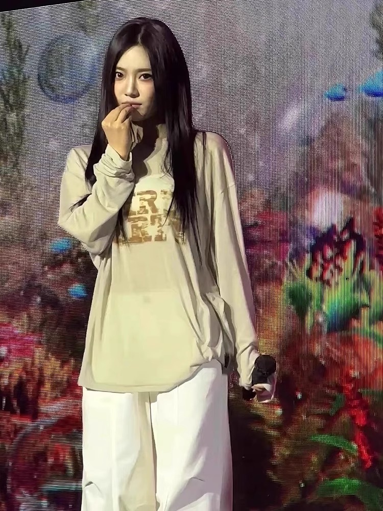 Aespa Ningning-Inspired Vintage Loose Fit Tee shirt