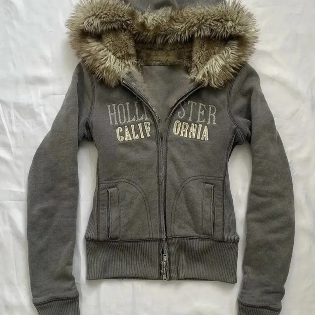Y2K Vintage Faux Fur Hooded Jacket