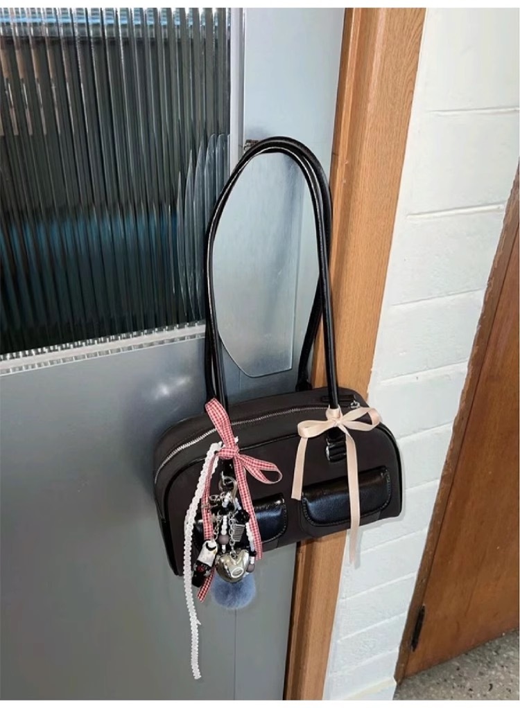 LE SSERAFIM Huh Yunjin Inspired Vintage Bowling Bag