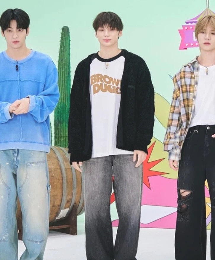  TXT Hueningkai Black Gradient Denim Inspired Jeans Pant