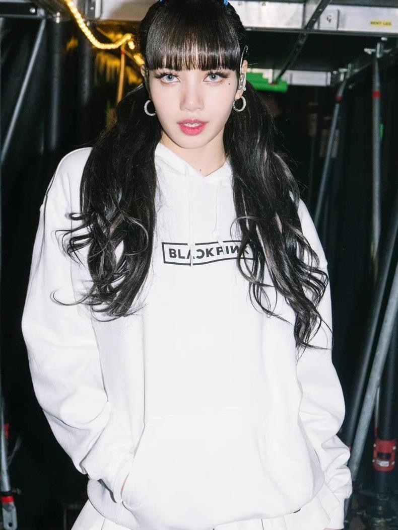 BLACKPINK BORN PINK World Tour concert merch hoodies