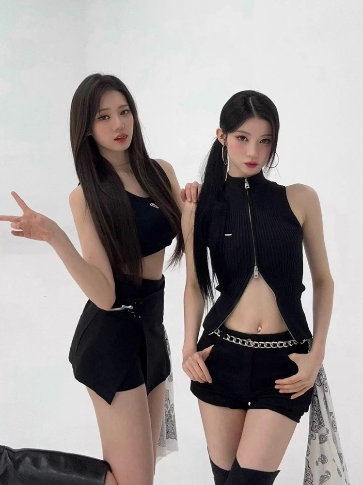 Babymonster ASA-Black Zip Top Chain Shorts Set 