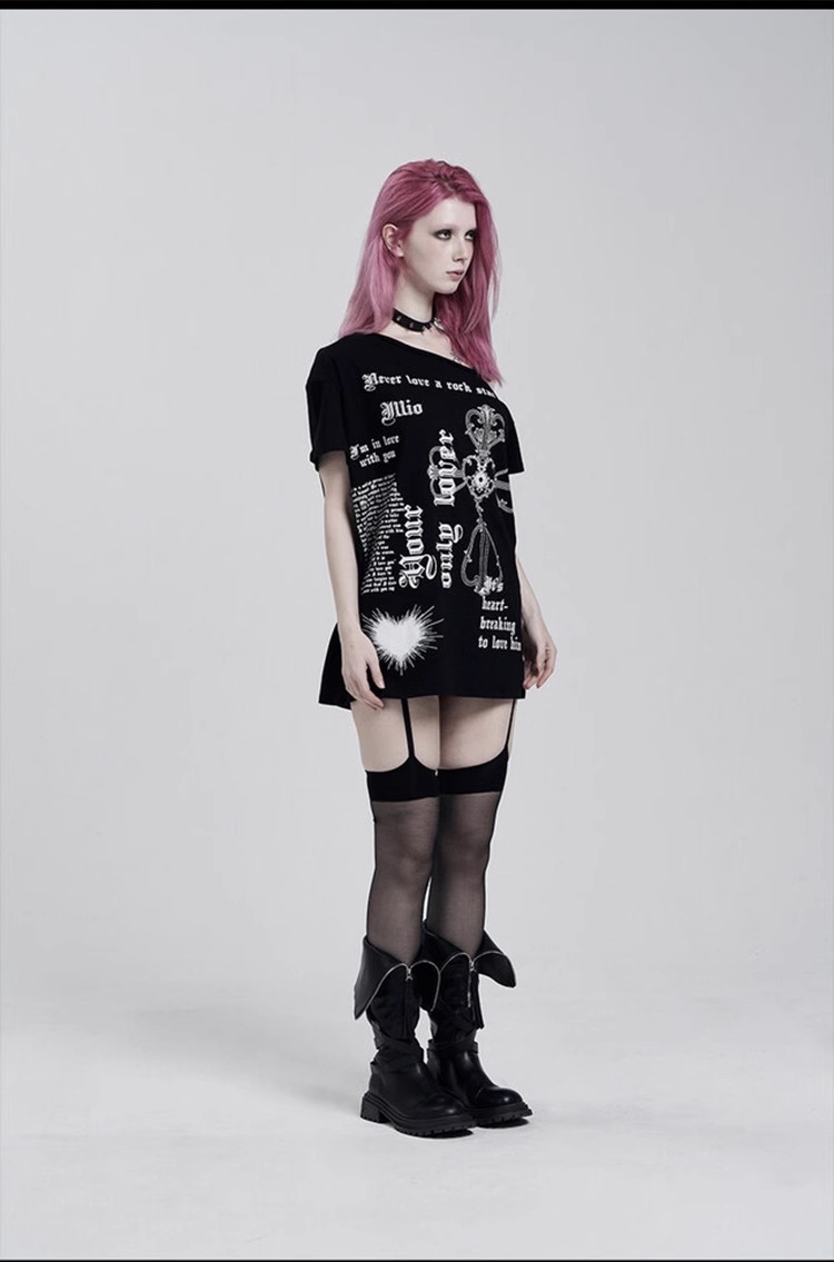 Aespa Karina Off-Shoulder Tee Shirt