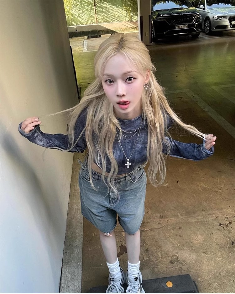 Aespa Winter -Vintage Washed Denim Shorts Pants