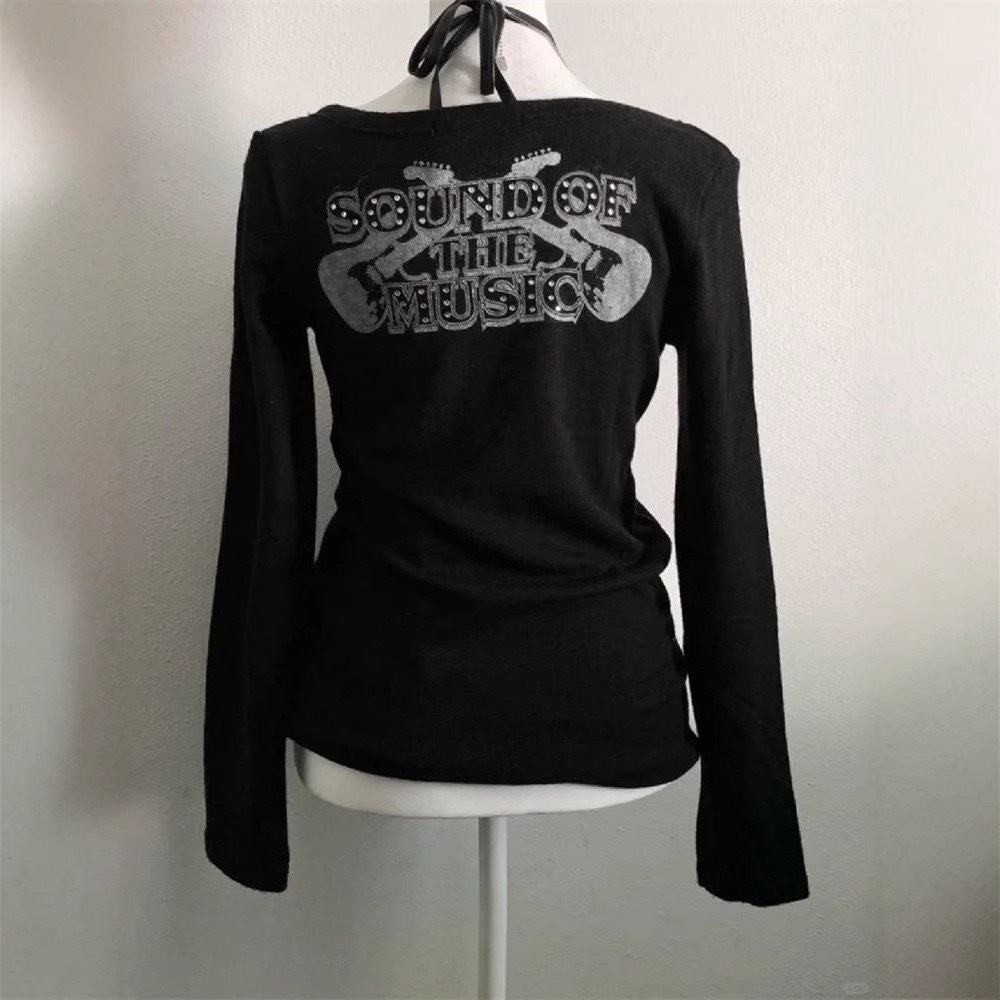 Y2K- Vintage Black Long Sleeve