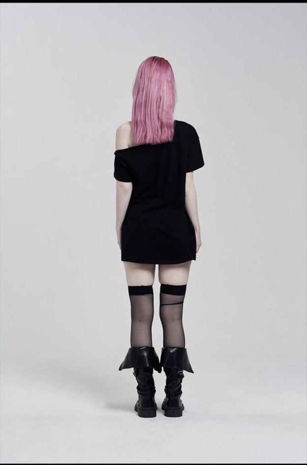 Aespa Karina Off-Shoulder Tee Shirt