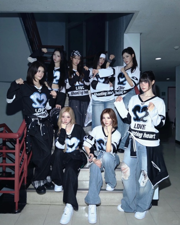 heats2heats the love heart custom jersey