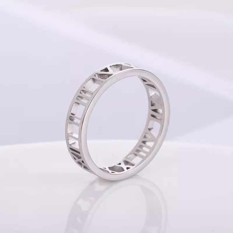 SEVENTEEN Hollow-Out Ring Set