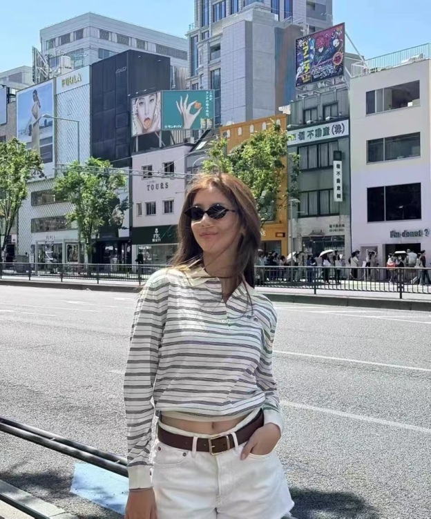 TXT Beomgyu White Striped Long Sleeve Polo Shirt