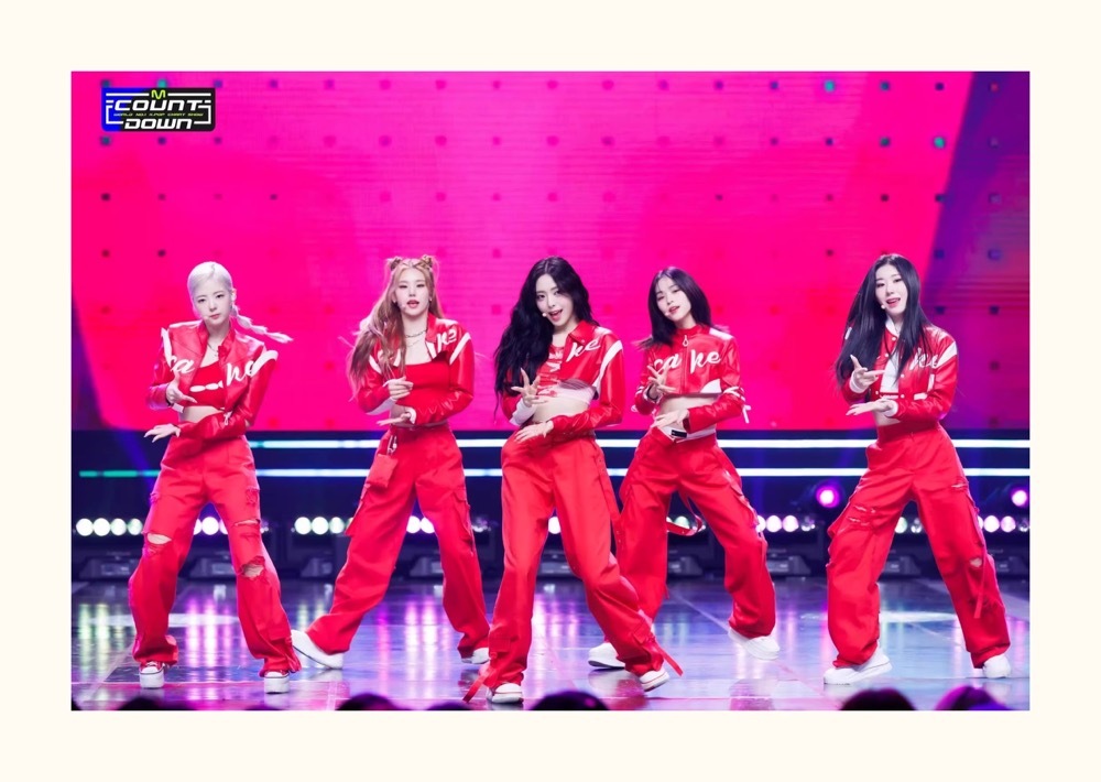 ITZY CAKE Performance-Inspired Red Hip-Hop Dance Set