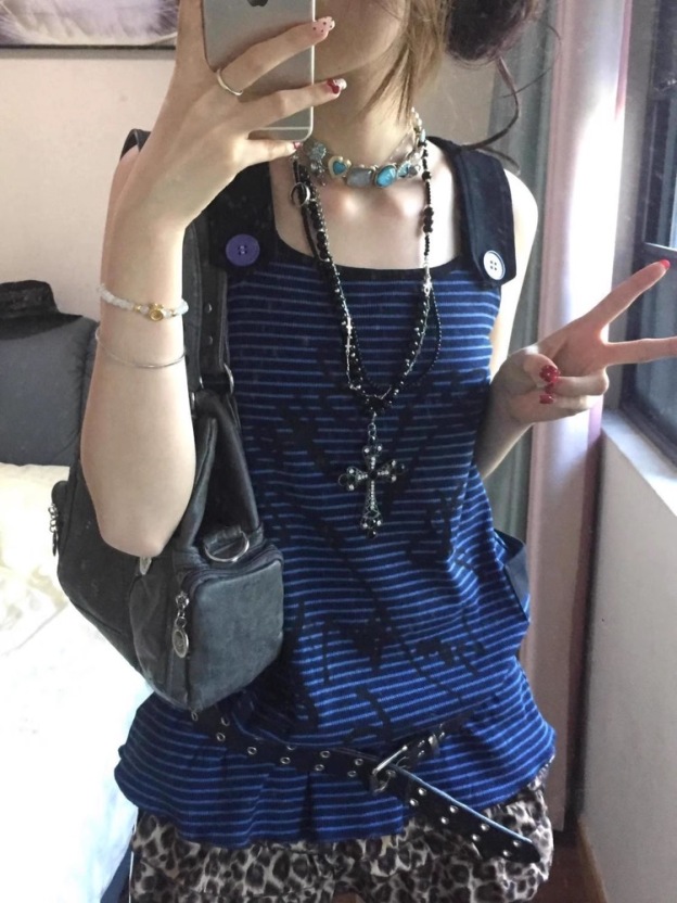 Y2K-Harajuku Top Schoolgirl Leopard Tiered Skirt Set