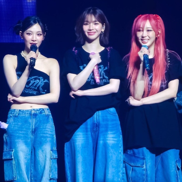 Aespa Synk Parallel Line Concert Cotton T-Shirt