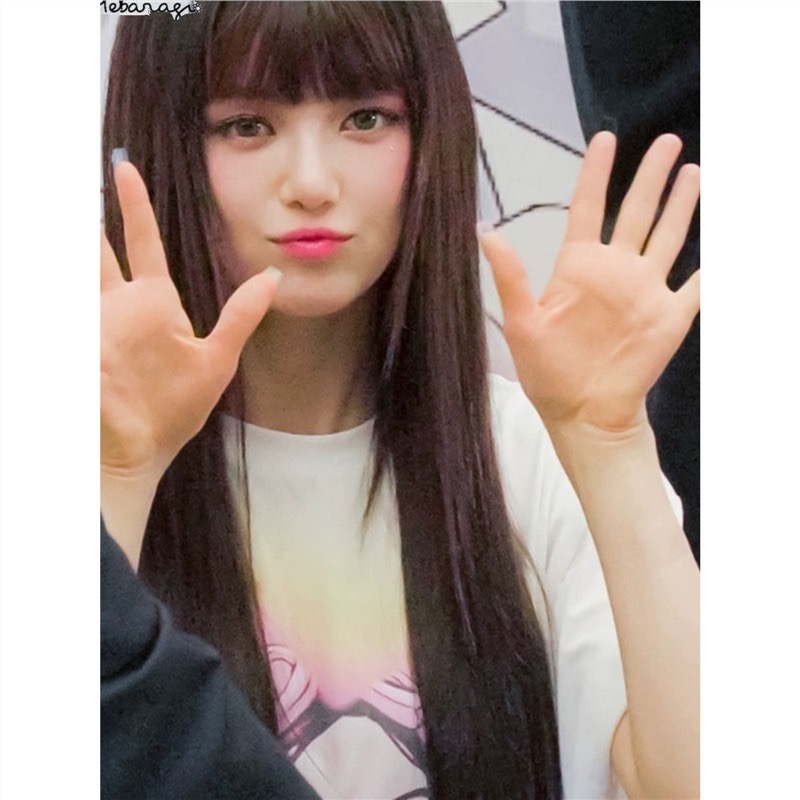 NewJeans Pop-Up Exclusive T-Shirt 