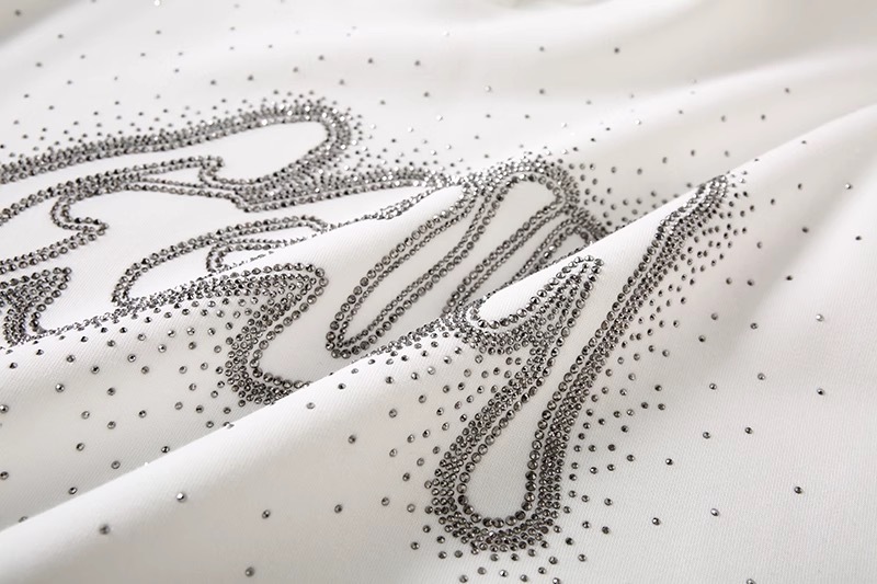 TXT Yeonjun -White GGUM Rhinestone Hoodie 