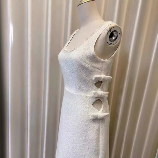 Babymonster Ahyeon -Sequin Trim Sleeveless Dress 