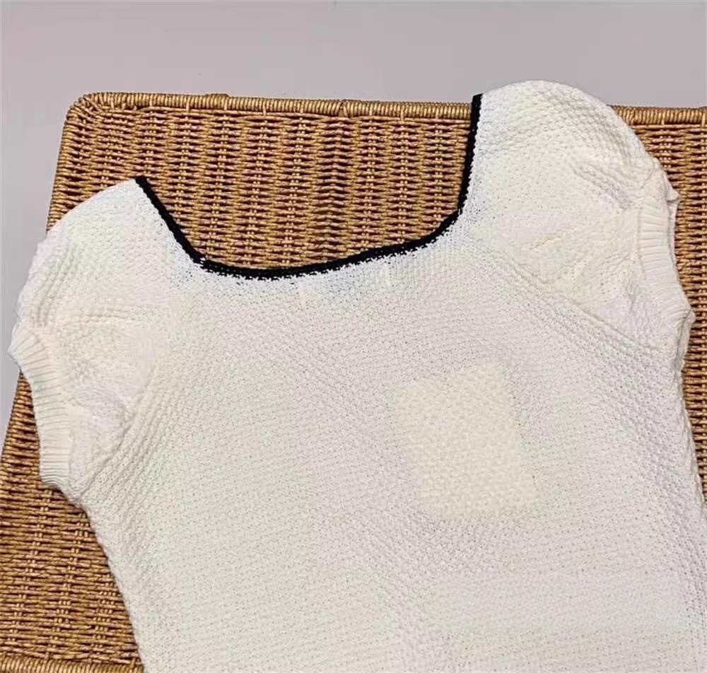 Aespa Winter- inspired Bow-Cutout Knit SkirtSet