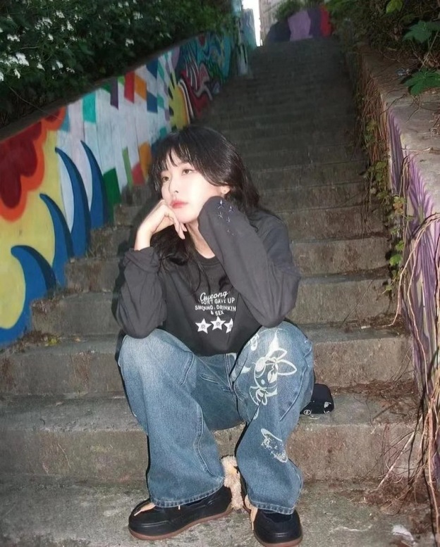 Redvelvet Seulgi-Vintage Wash Y2K Jeans