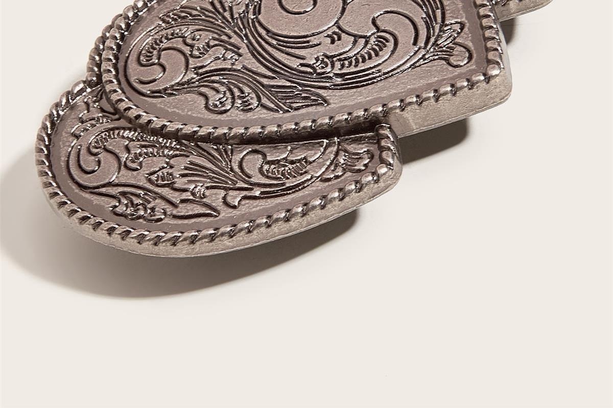 Y2K -Vintage Studded Belt