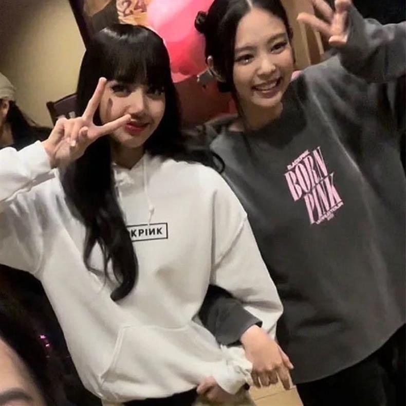 BLACKPINK BORN PINK World Tour concert merch hoodies