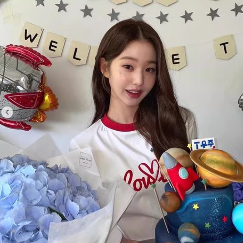IVE Wonyoung Red-Trim inspired Cotton Shirt 
