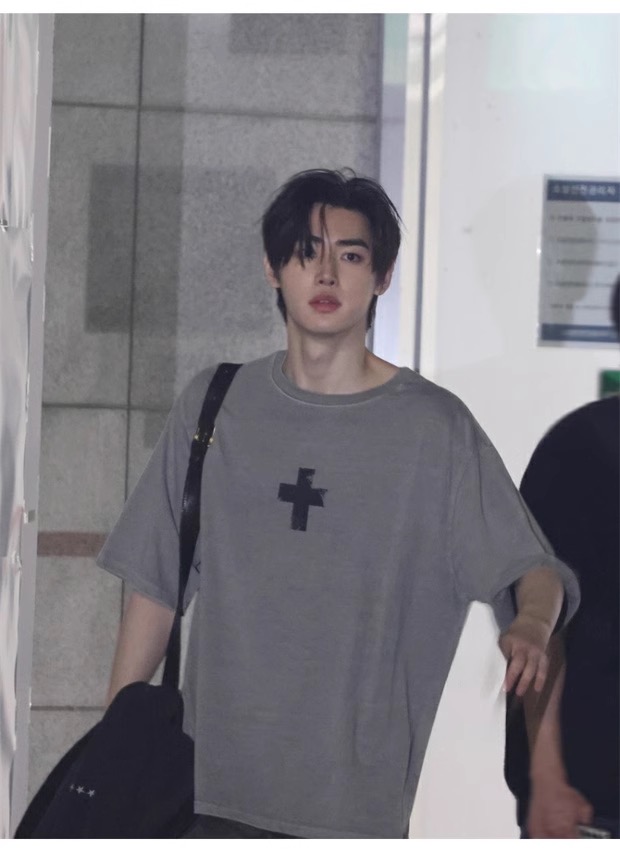 Enhypen Sunghoon  Vintage inspired Cross T-Shirt 