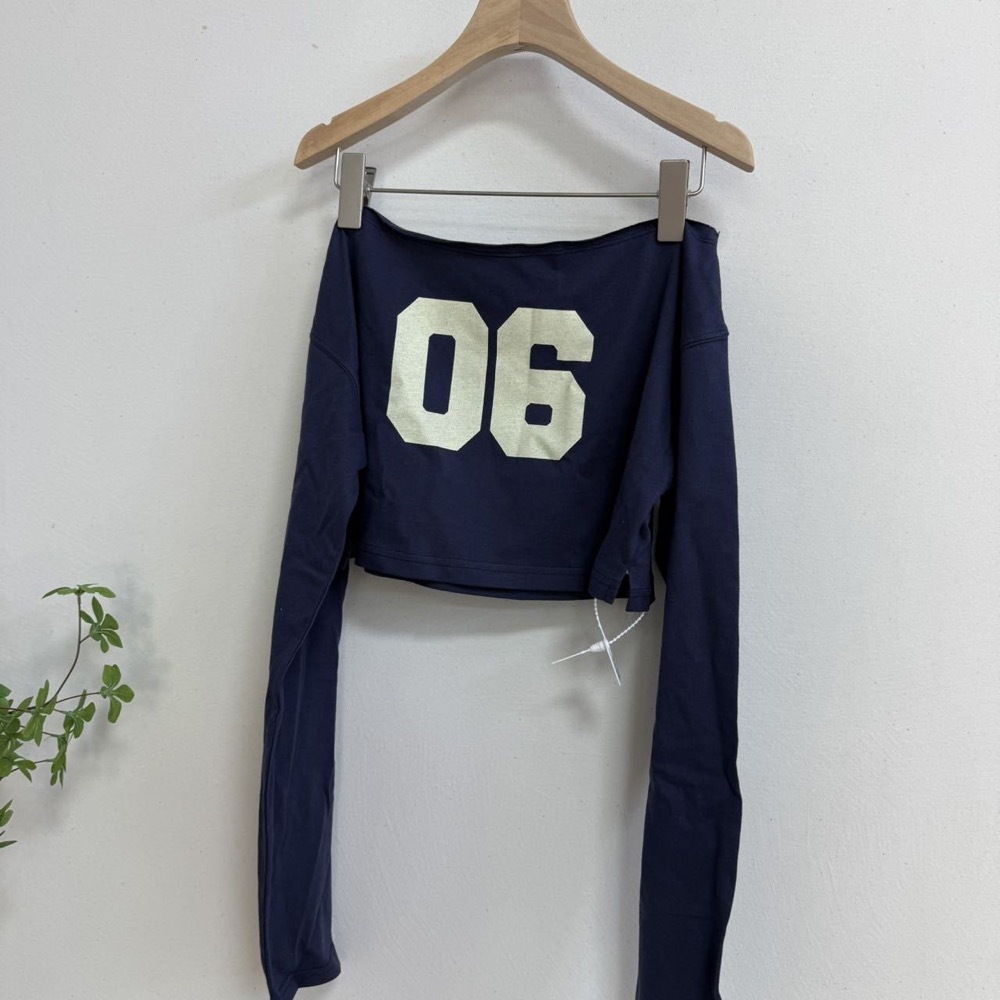 Navy slouchy shoulder long-sleeved-winter aespa