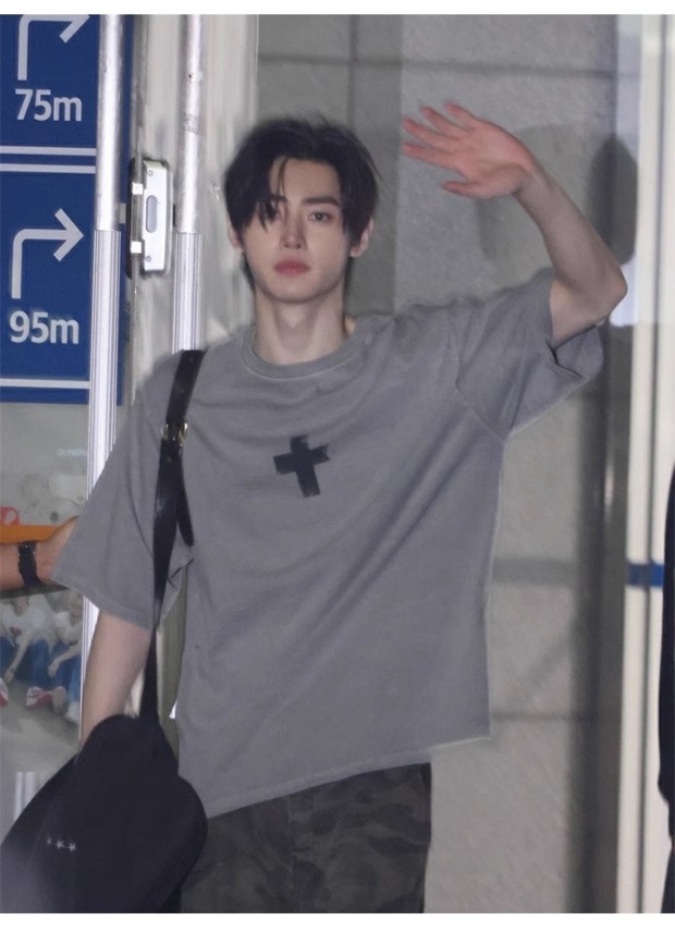 Enhypen Sunghoon  Vintage inspired Cross T-Shirt 