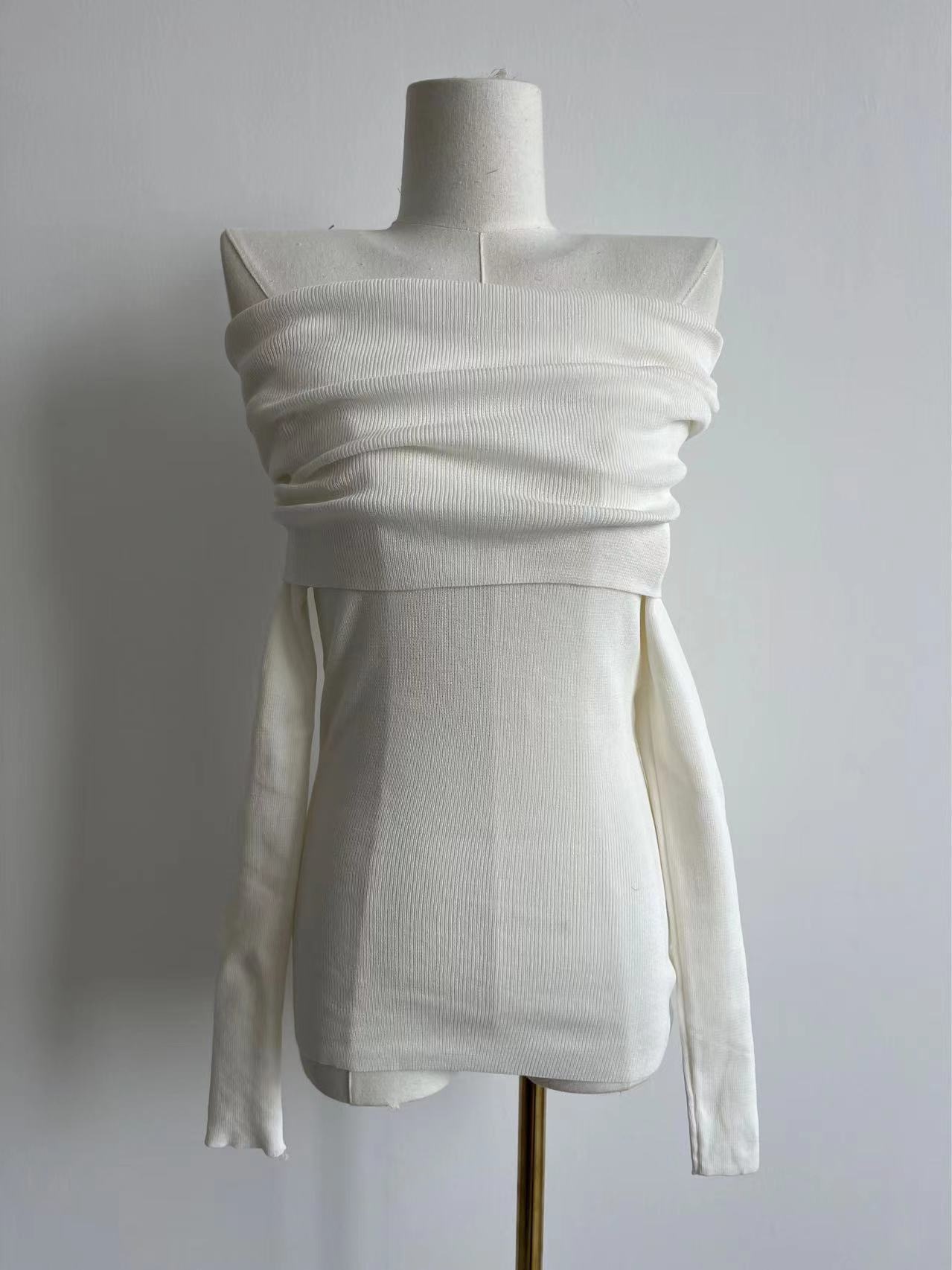 Babymonster Ahyeon Off-Shoulder Knit Sweater 