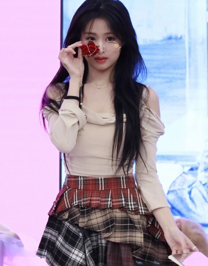 BabyMonster Ahyeon inspired Multicolored Plaid Skirt