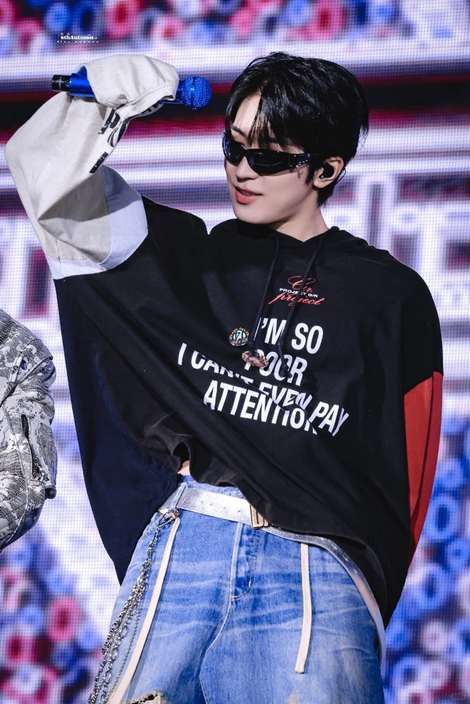 2025 CaratLand Colorblocking Hooded Sweatshirt-WONWOO SEVENTEEN