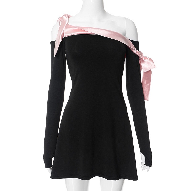 One-line neckline ruffled dress-Outfitidea For Blinks BLACKPINK-Inspired Fashion