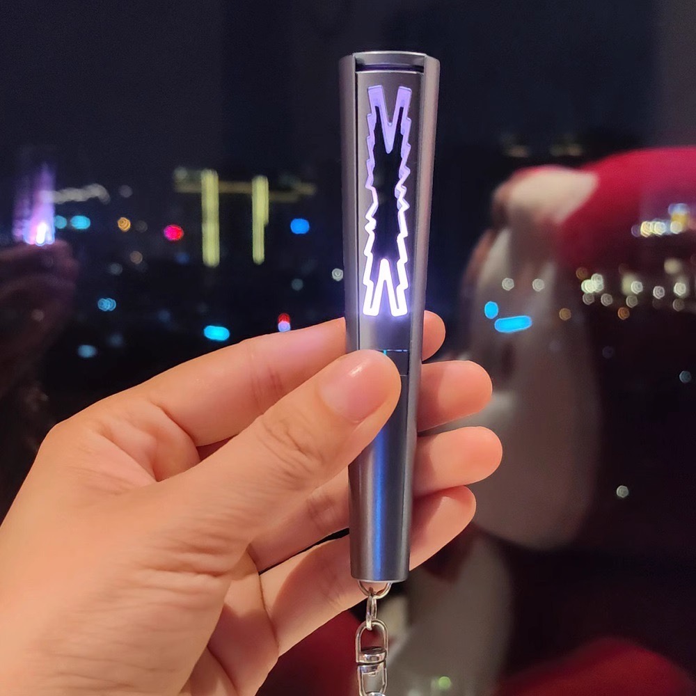 LE SSERAFIM Inspired Mini Light Stick Keychain