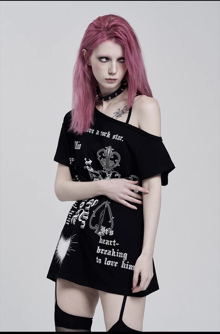 Aespa Karina Off-Shoulder Tee Shirt