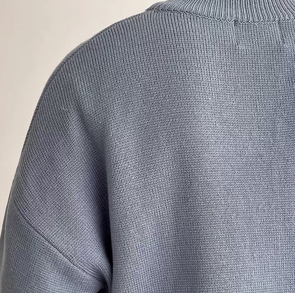 ENHYPEN Sunghoon Blue Solid Color Inspired Oversized V-Neck Knit Sweater 