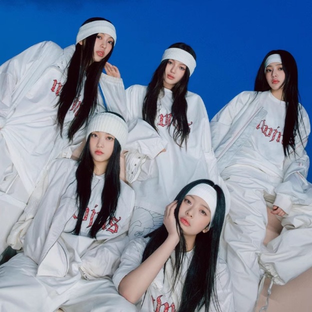 NewJeans BUNNIES CAMP FANMEETING  Supernatural T-Shirt-NJZ