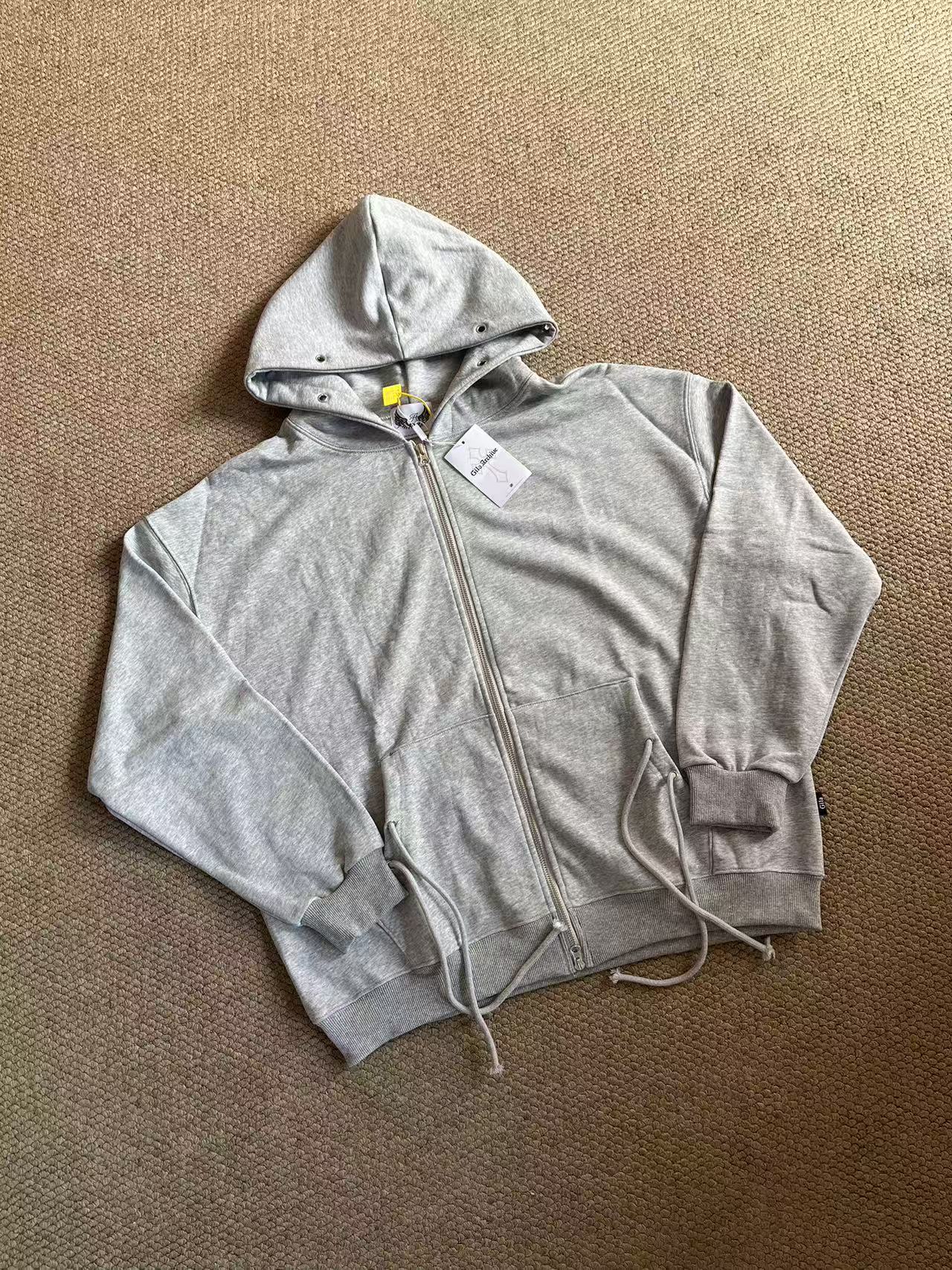 LE SSERAFIM Sakura Inspired Star Wing Zip-up Hoodie