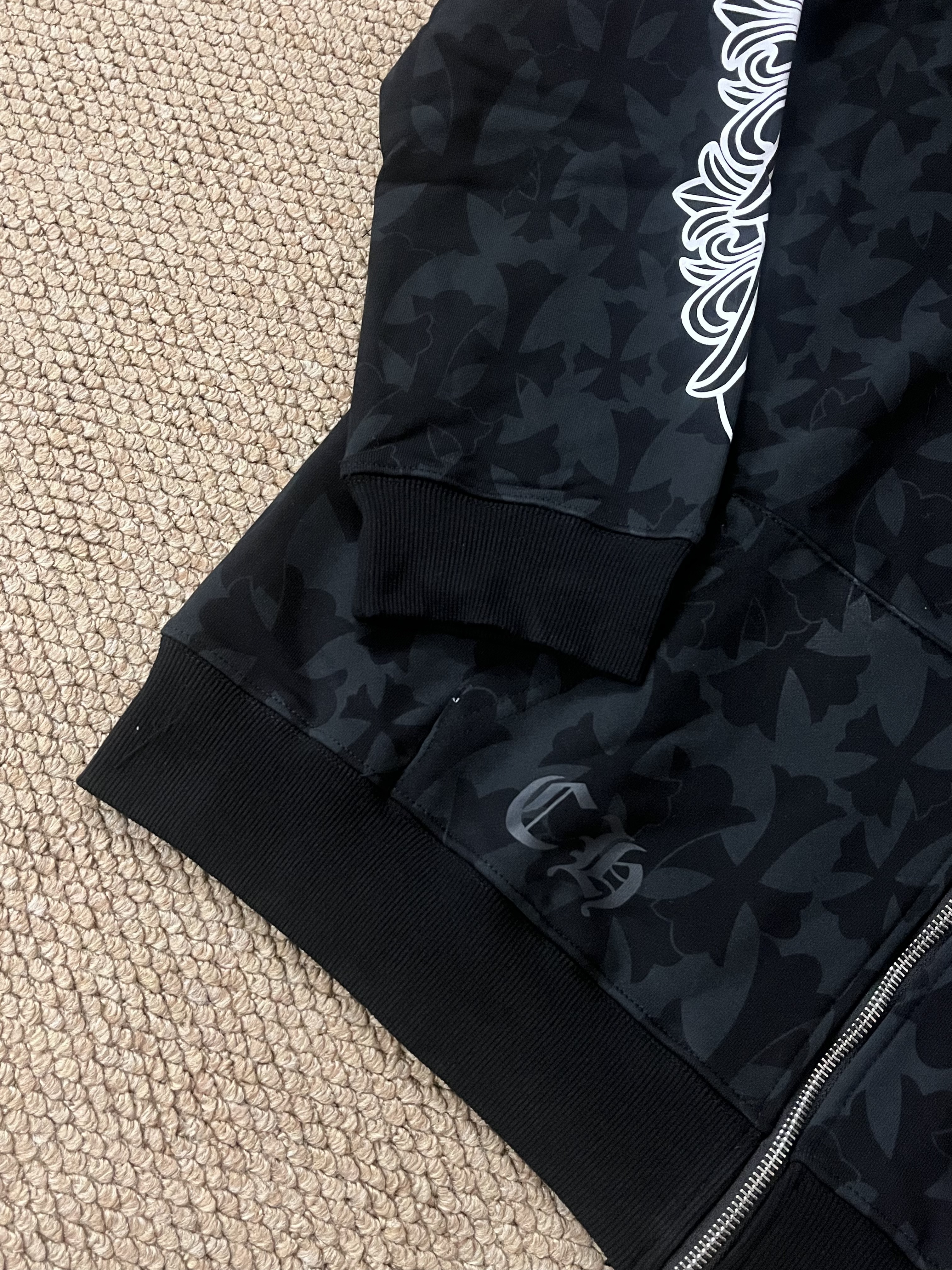 Enhypen Niki&Heeseung Inspired Cross Pattern Zip-up Hoodie