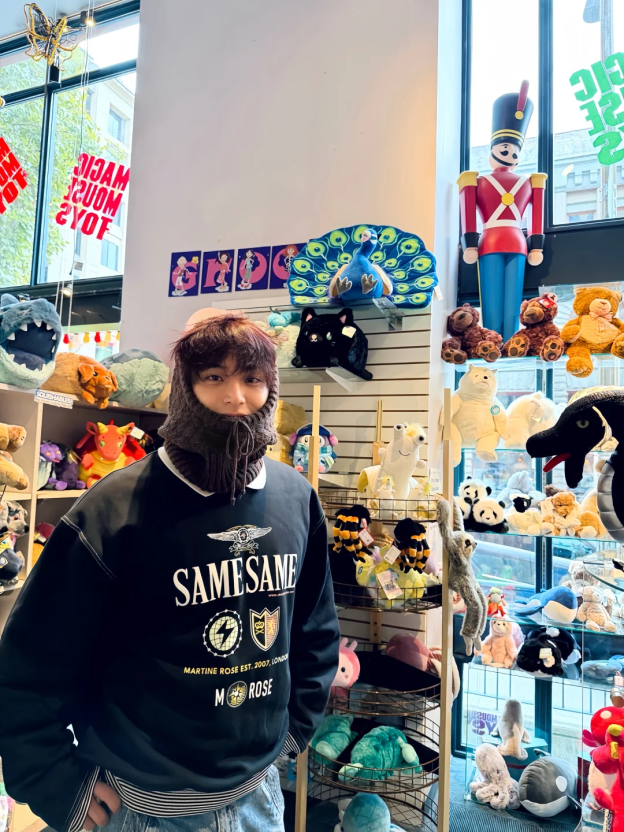 Seventeen Mingyu Inspired Polo Neck Crew Sweatshirt