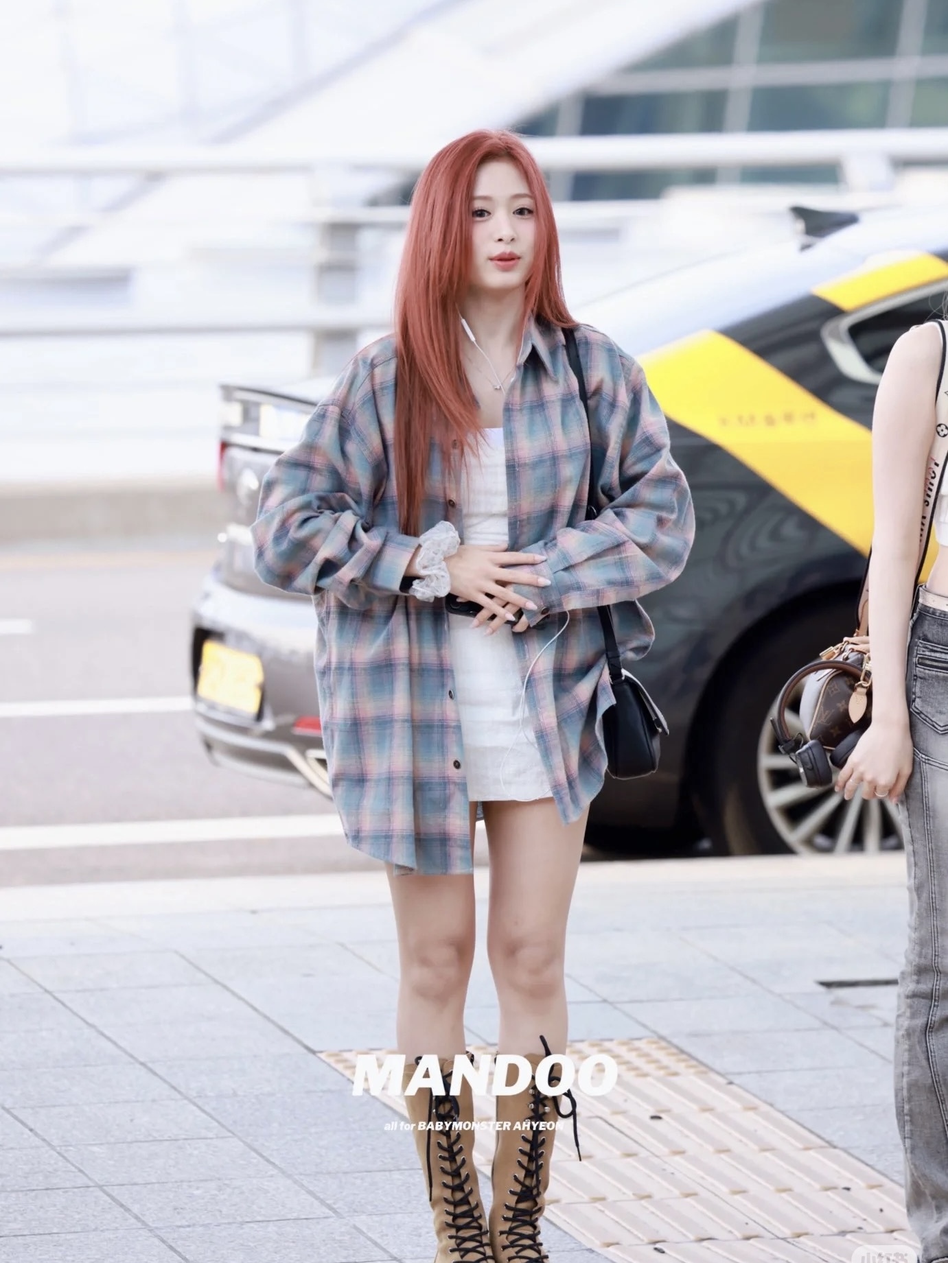 LE SSERAFIM Sakura& BABYMONSTER Ahyeon Inspired Colorblock Plaid Shirt