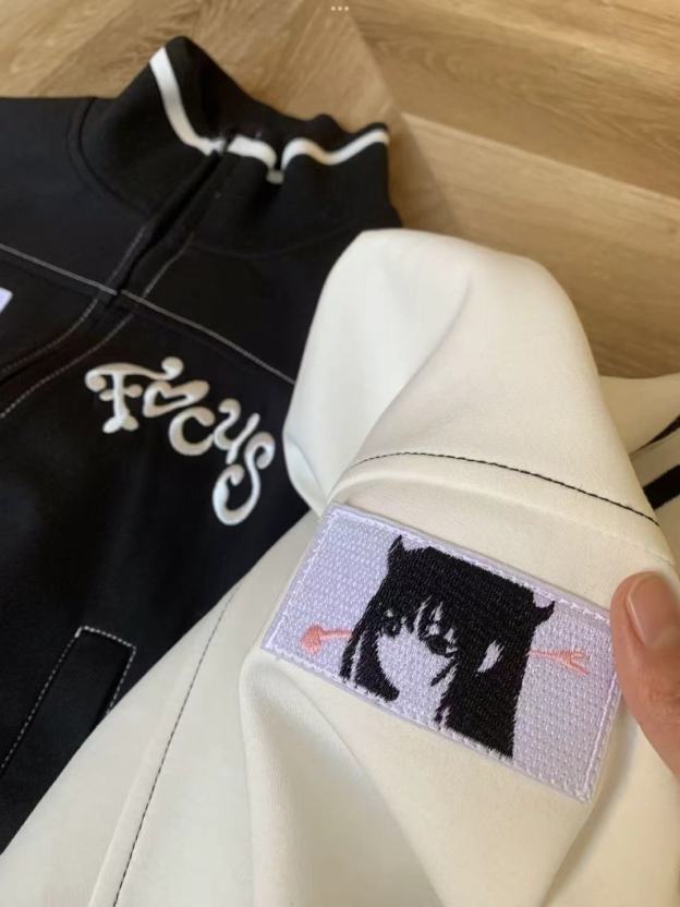 Hearts2hearts Focus Inspired Cropped Anime Graphic Zip-Up Jacket